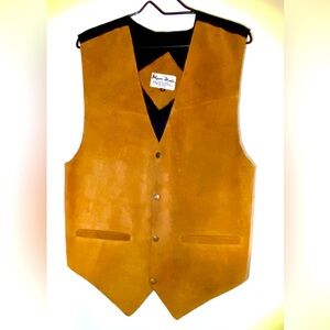 Mona Mode True Vintage Suede Leather Vest